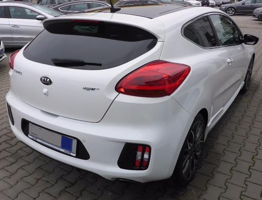 Left hand drive KIA PRO CEED 1.6 T-GDI GT-Track 1